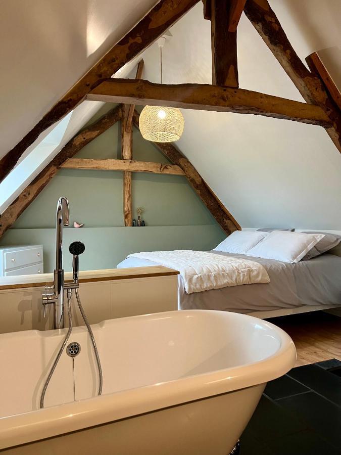 Le Clos Des Ecureuils Audrieu Buitenkant foto