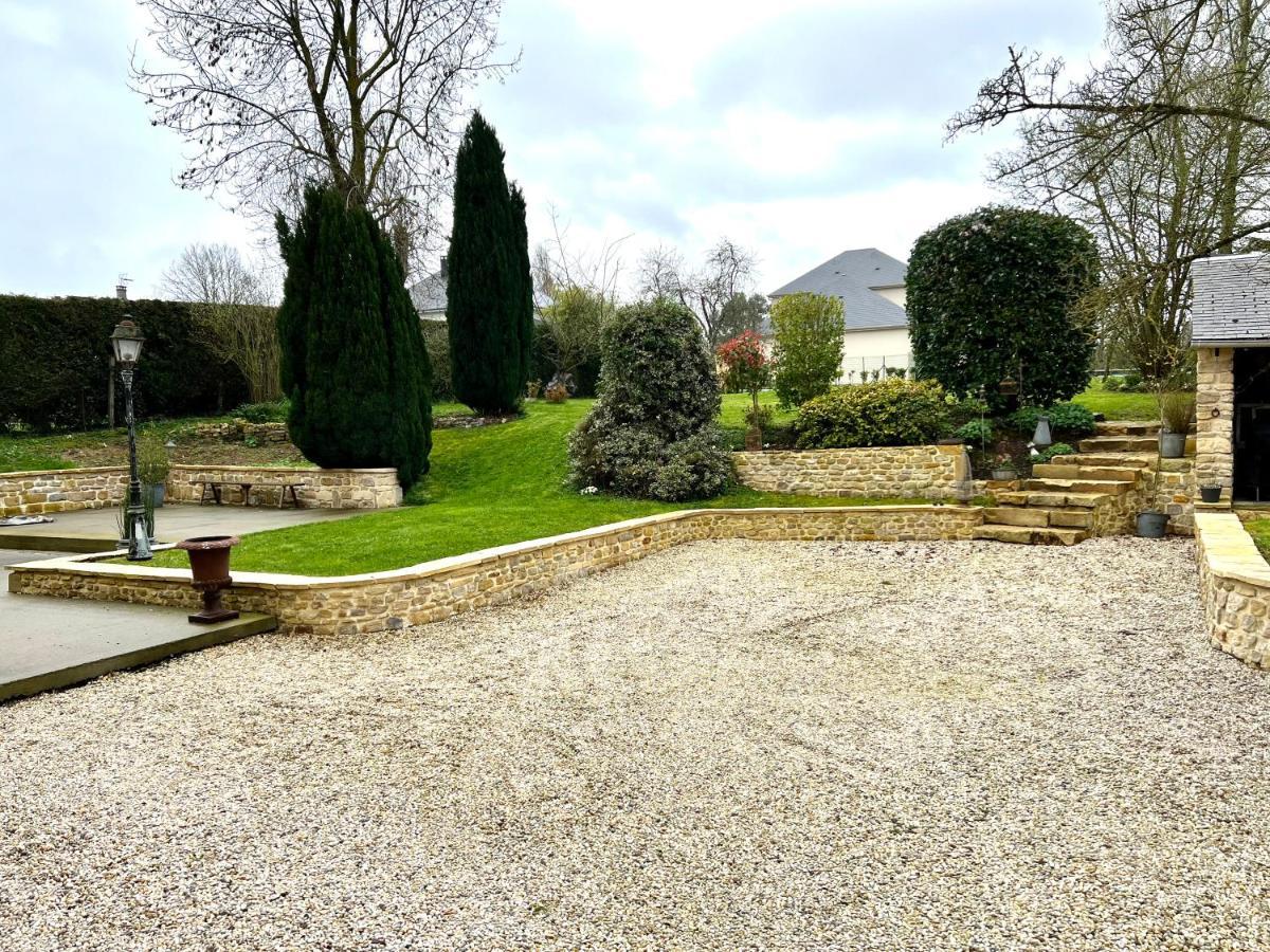 Le Clos Des Ecureuils Audrieu Buitenkant foto